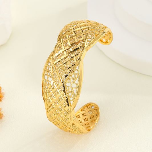 1pcs Fashion Copper Plated 18K Gold Diamond Pattern Bracelet, Fried Dough Twists Rope Open Bracelet